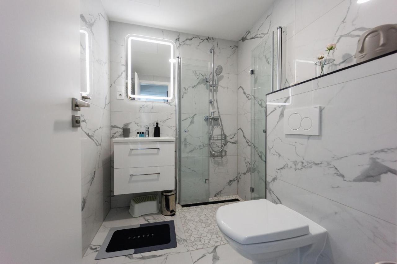 Villa Bauhaus Penthouse Wellness Apartman Siófok Kültér fotó